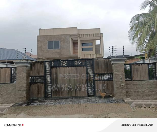 7bdrm Duplex in Wisa Groups, Accra Metropolitan for sale · Photo 2