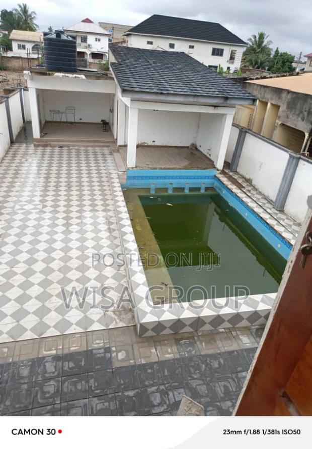 7bdrm Duplex in Wisa Groups, Accra Metropolitan for sale · Photo 4