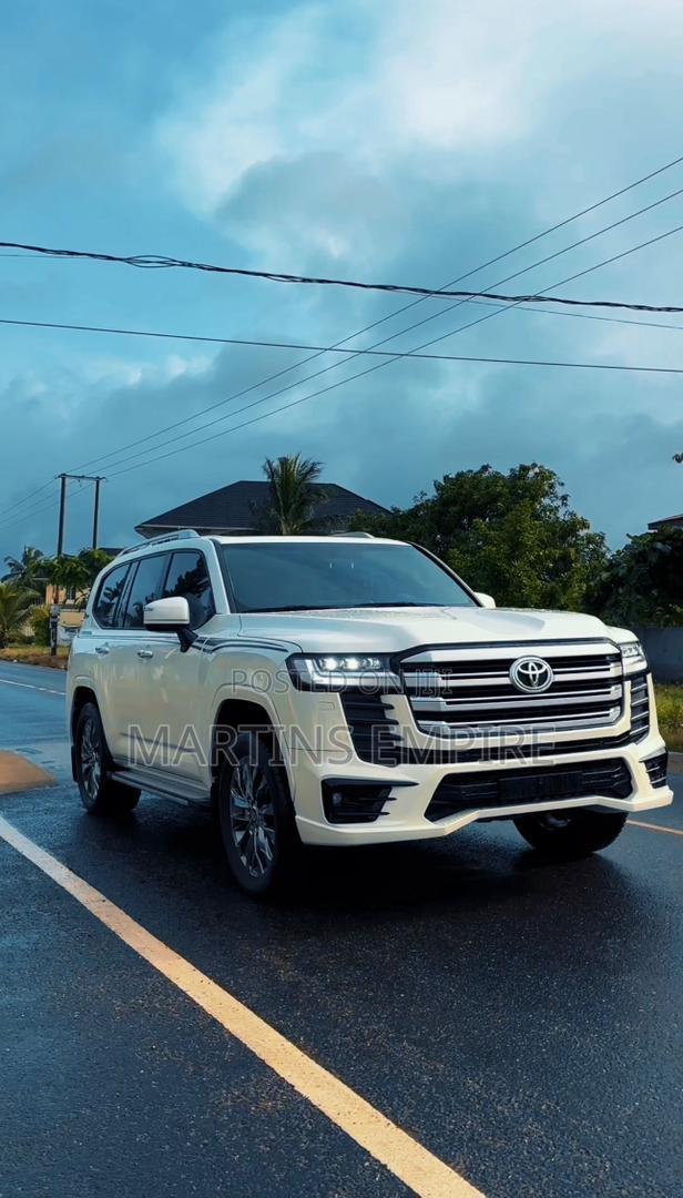 New Toyota Land Cruiser 3.3 Diesel 4WD 2022 White
