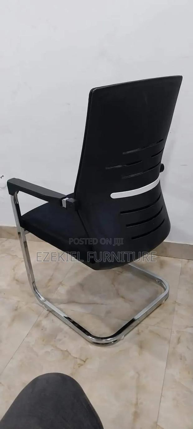 Office Chair · Photo 1