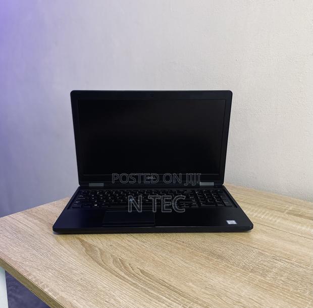 Laptop Dell Latitude 5590 16GB Intel Core I5 SSD 256GB · Photo 4