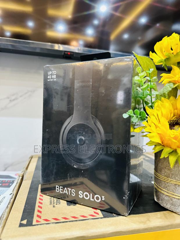 Better Deal on Beats Solo 3 Headphones · Photo 2