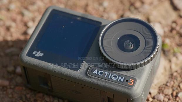 Dji Osmo Action 3 Adventure Waterproof Camera Combo · Photo 2