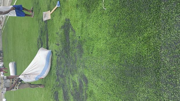 Infill Granules for Playground Pitches photo 2