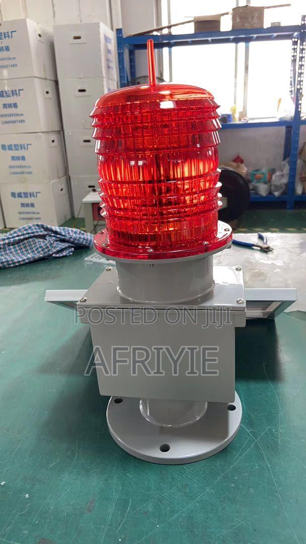 High Building Signal Warning Lamp LED Solar Powered photo 2