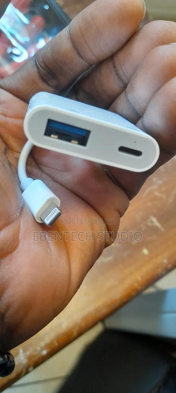 iPhone USB OTG Converter Adapter Lighting Port photo 2