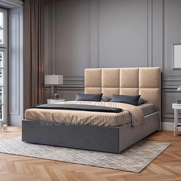 Double Bed Frame · Photo 1
