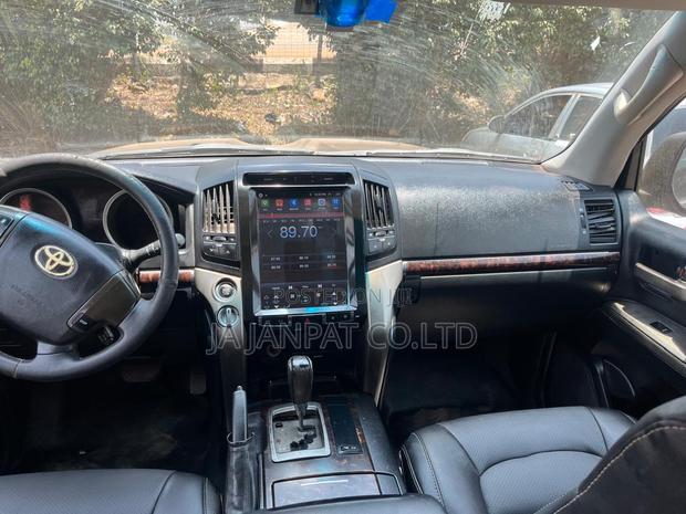 Toyota Land Cruiser 4.5 V8 GXR 2021 Black photo 3
