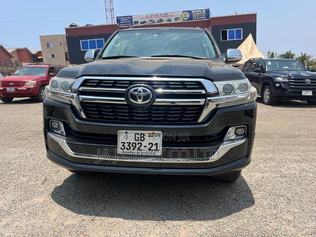 Toyota Land Cruiser 4.5 V8 GXR 2021 Black