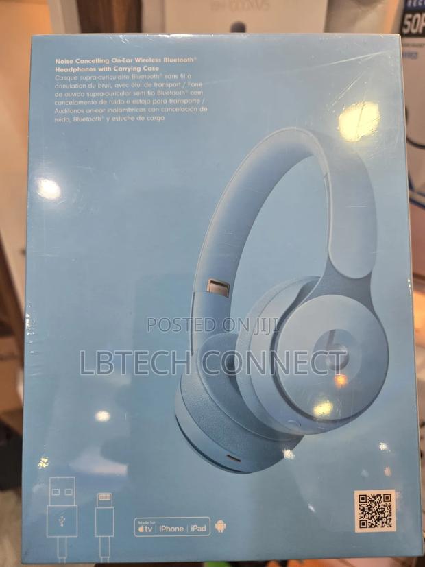 Beats Solo Pro Wireless Noise Cancelling on-Ear photo 2