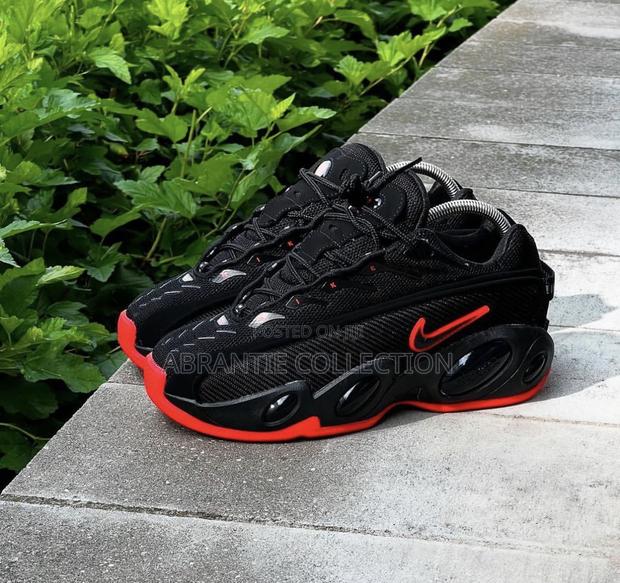 Nike Nocta Glide Black/Red · Photo 3