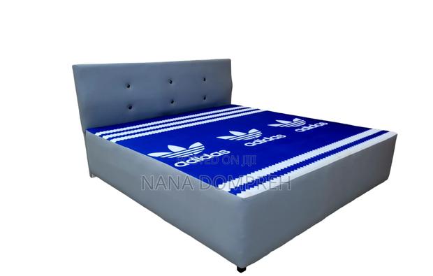 Queen Size Bed photo 2