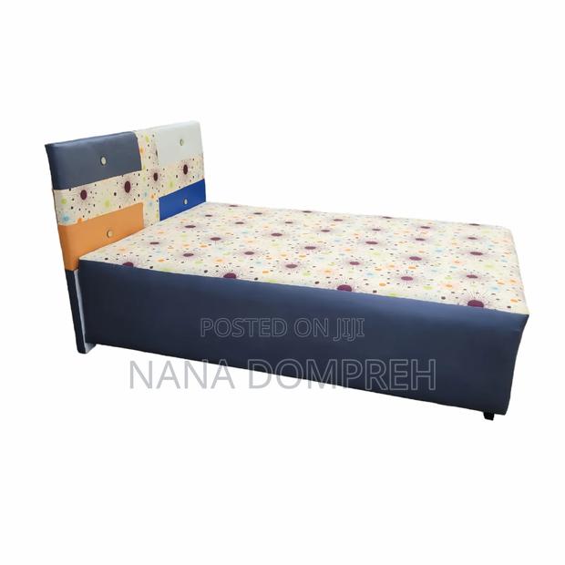 Double Bed photo 3