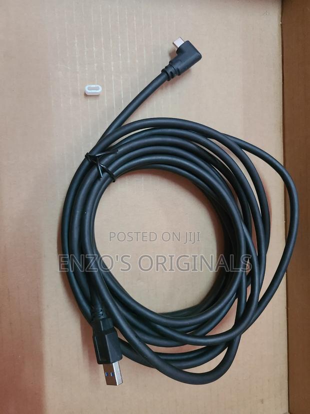 USB to USB-C 3.1 High Speed Data Cable · Photo 4
