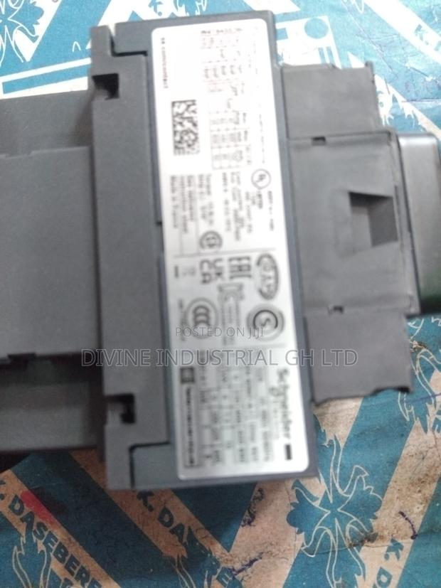 Schneider Contactor 3p/32a photo 2