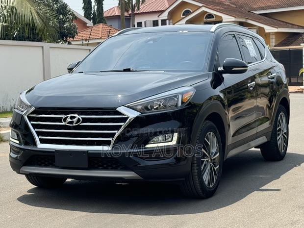 Hyundai Tucson SEL 2021 Black photo 2