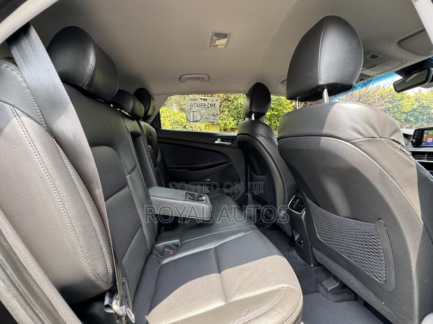 Hyundai Tucson SEL 2021 Black photo 9