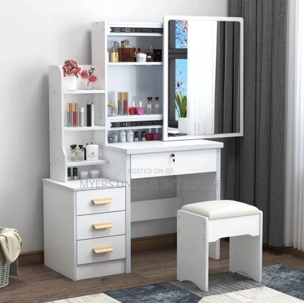 Recommended Dressing Mirror · Photo 1