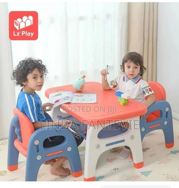 Children Learn Table With 2 Chairs · Photo 2