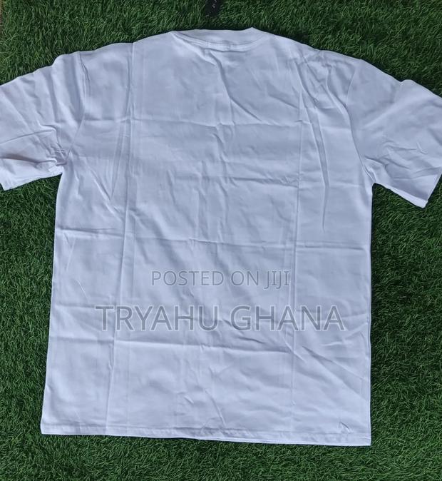 Luxurious White Dior Round-Neck Top for Sale at Tryahu · Photo 4