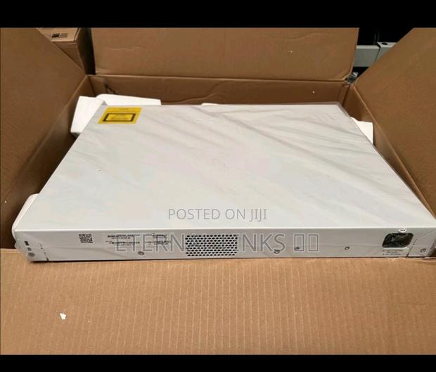 Cisco C1000 24p-L Brand New photo 2