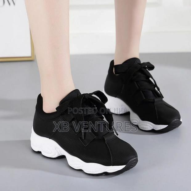 Casual Sneakers photo 2