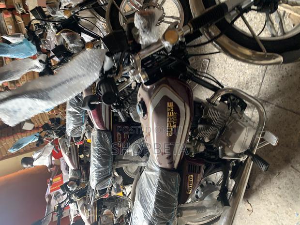 New Motorcycle 2024 Black photo 4