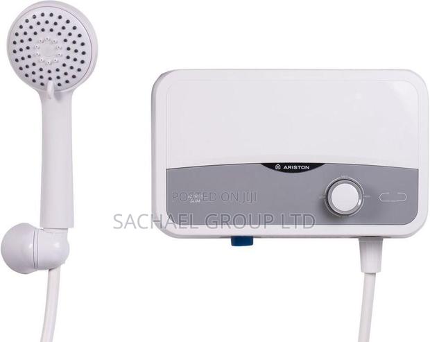Instant Ariston Water Heater · Photo 2