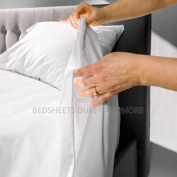 White Duvet Cover Sets for Hotels · Photo 2
