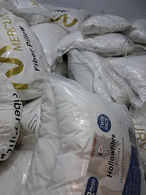 Fibre Filled Bed Pillow · Photo 2