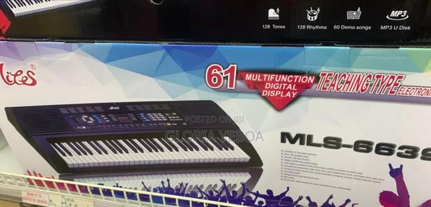 Miles Keyboard/Organ photo 4