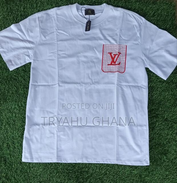 Get Your Best of Louis Vuitton Top Now at Tryahu · Photo 3