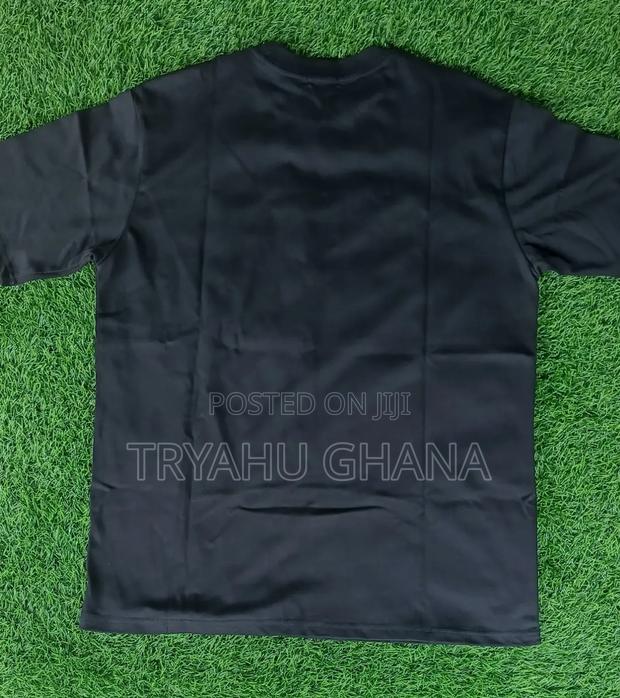 Affordable Black Balenciaga Top for Sale at Tryahu · Photo 4