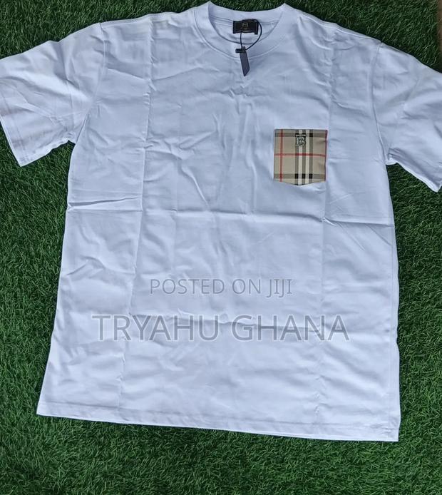 Grab Your Elegant Burberry Round-Neck Top Now at Tryahu · Photo 3