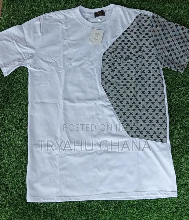Grab Your Elegant White Round-Neck Top Now at Tryahu · Photo 3