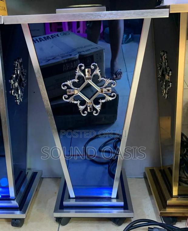 Sleek Design Blue Silver Glass Offertory Bowl · Photo 1