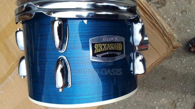Yamaha Gig-maker 5-piece Drumset Blue · Photo 2
