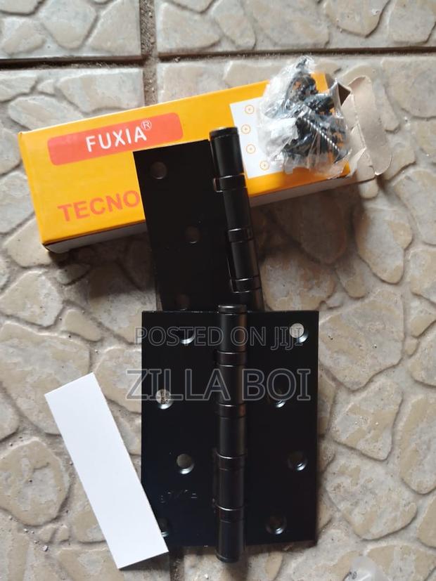 Door Hinges · Photo 3