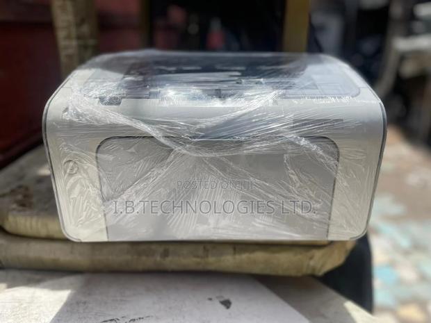Hp Laser Jet 1102/1102w · Photo 3