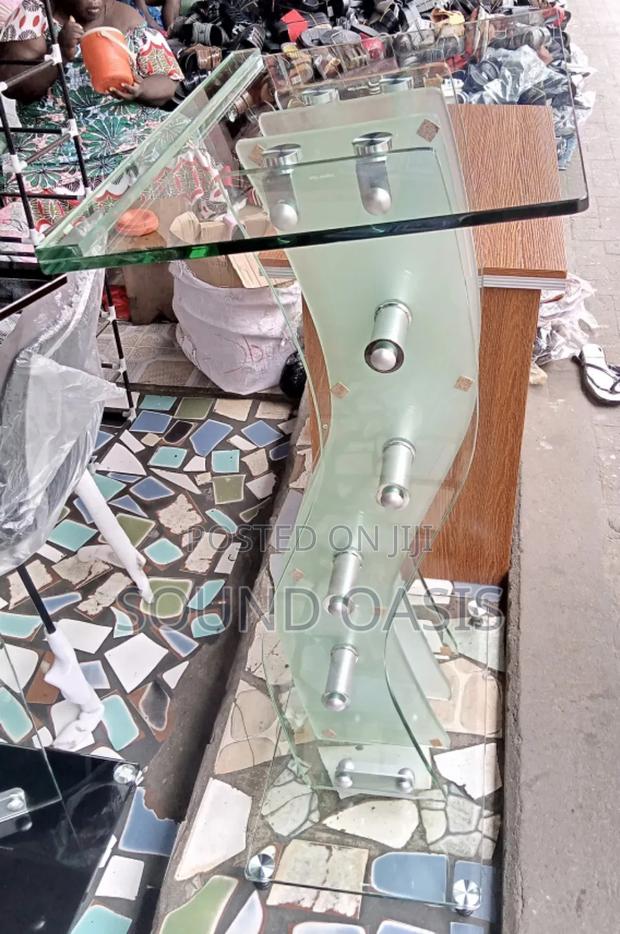 Professional Plain Foreign Glass Pulpit · Photo 2