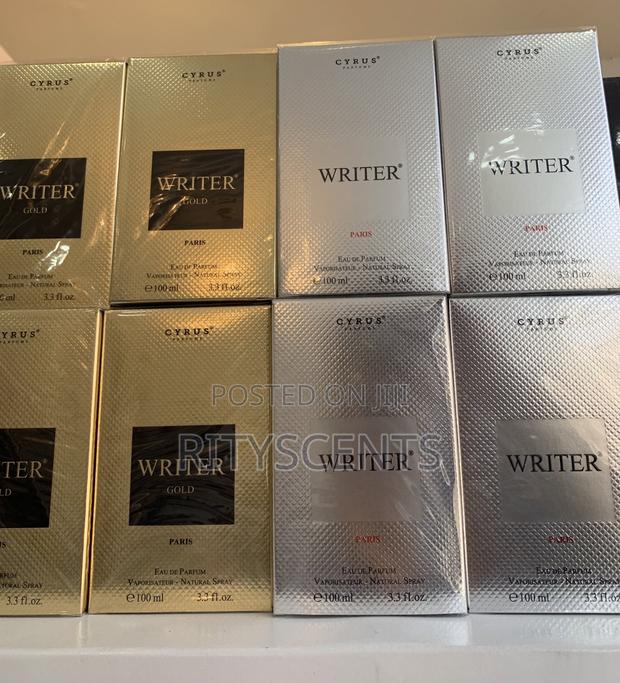 Writer Perfume · Photo 4