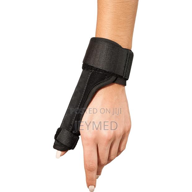 Thumb Splint or Brace · Photo 3