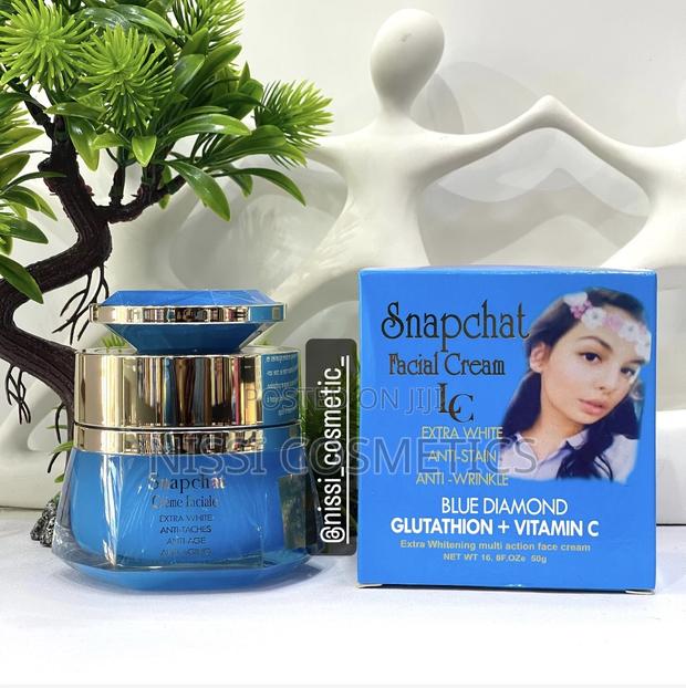 Snapchat Lightning Face Cream · Photo 2