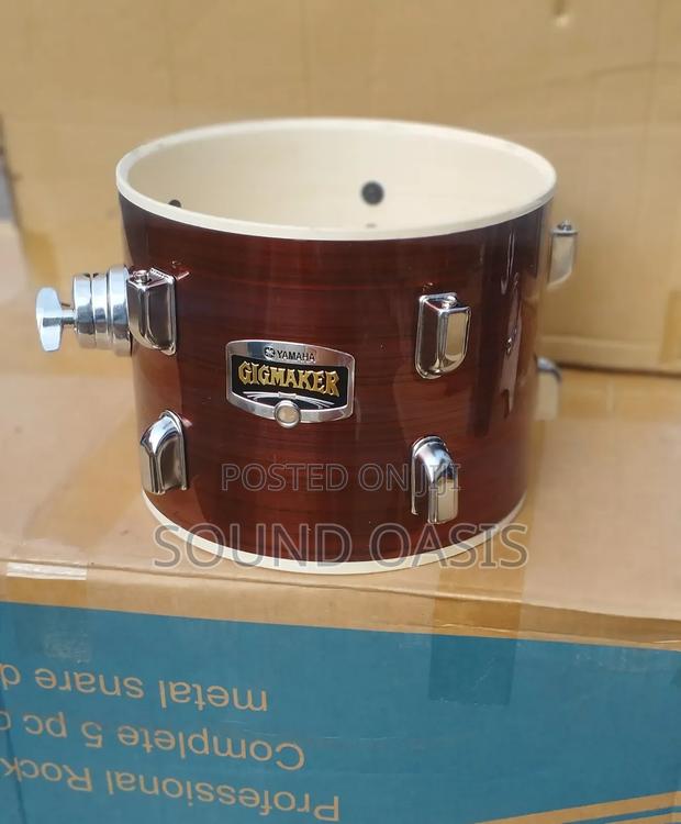 Yamaha Gigmaker 5-piece Drumset (Brownish) · Photo 2