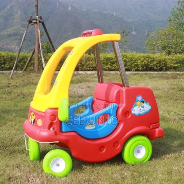 Kids Ride on Car · Photo 1