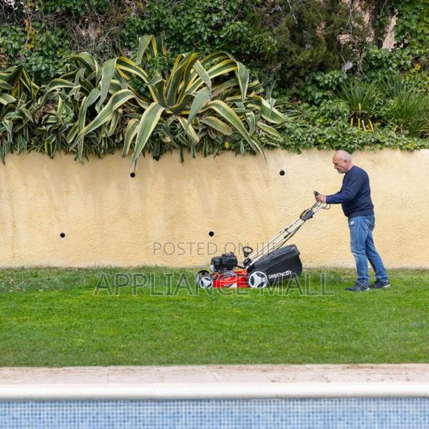 Petrol Self-Propelled Lawnmower GLM770XE photo 5