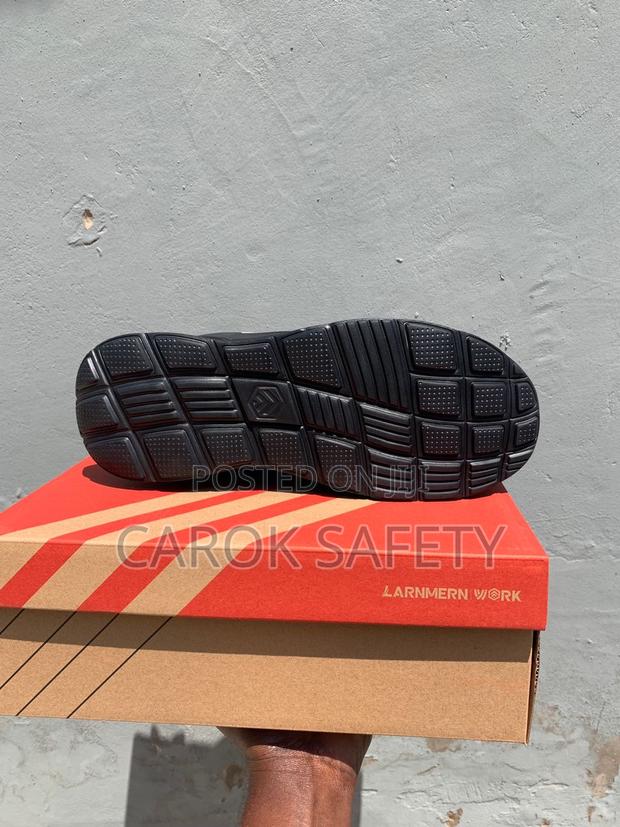 Sneaker Safety Boots