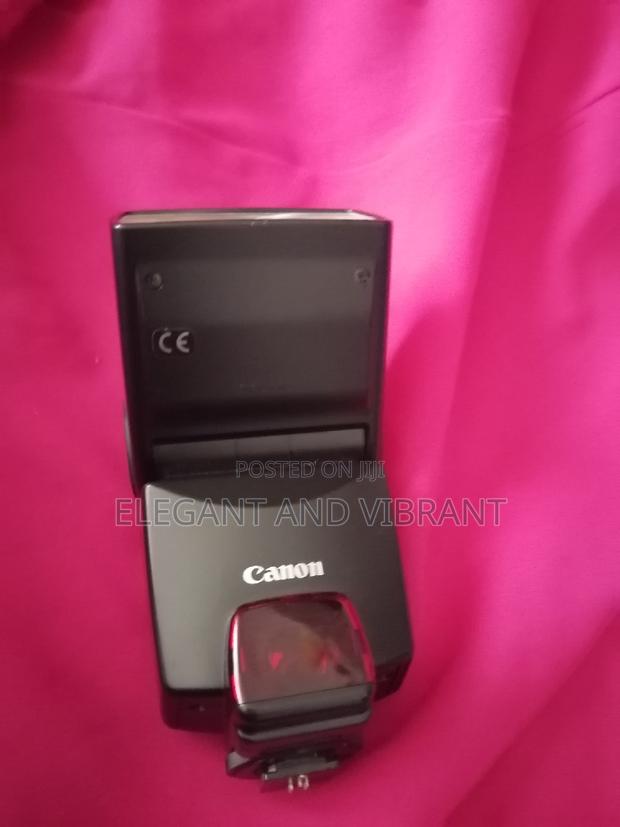 Canon Original Flash, in Little Use Condition From UK photo 4
