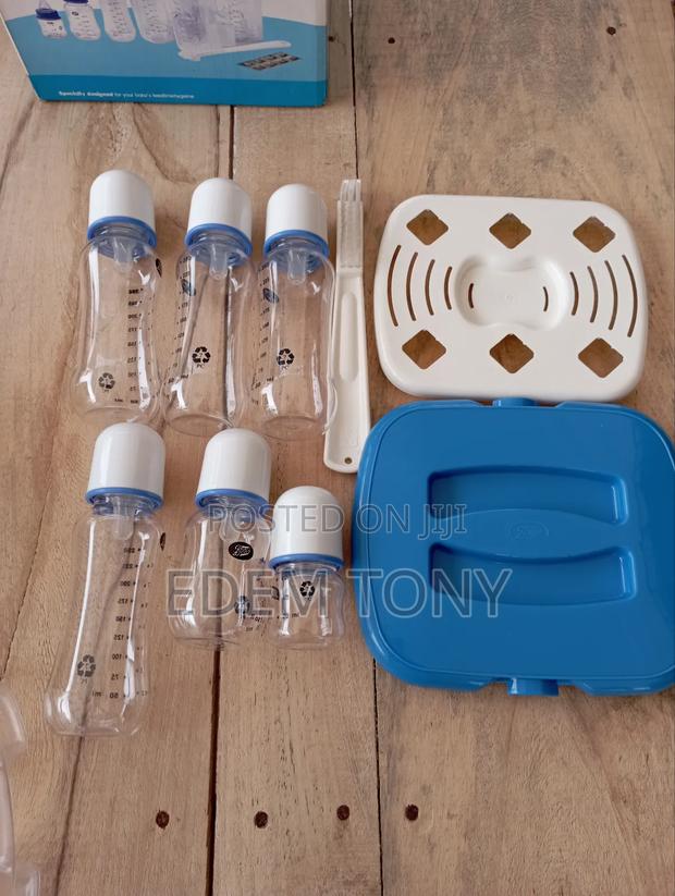 Boots Cold Water Steriliser · Photo 4