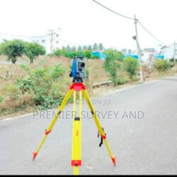 Survey With US at Premier · Photo 4